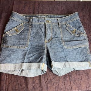 Faded Glory Cuffed Denim Shorts Size 12